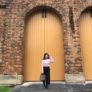 Meet your Posher, Denissa